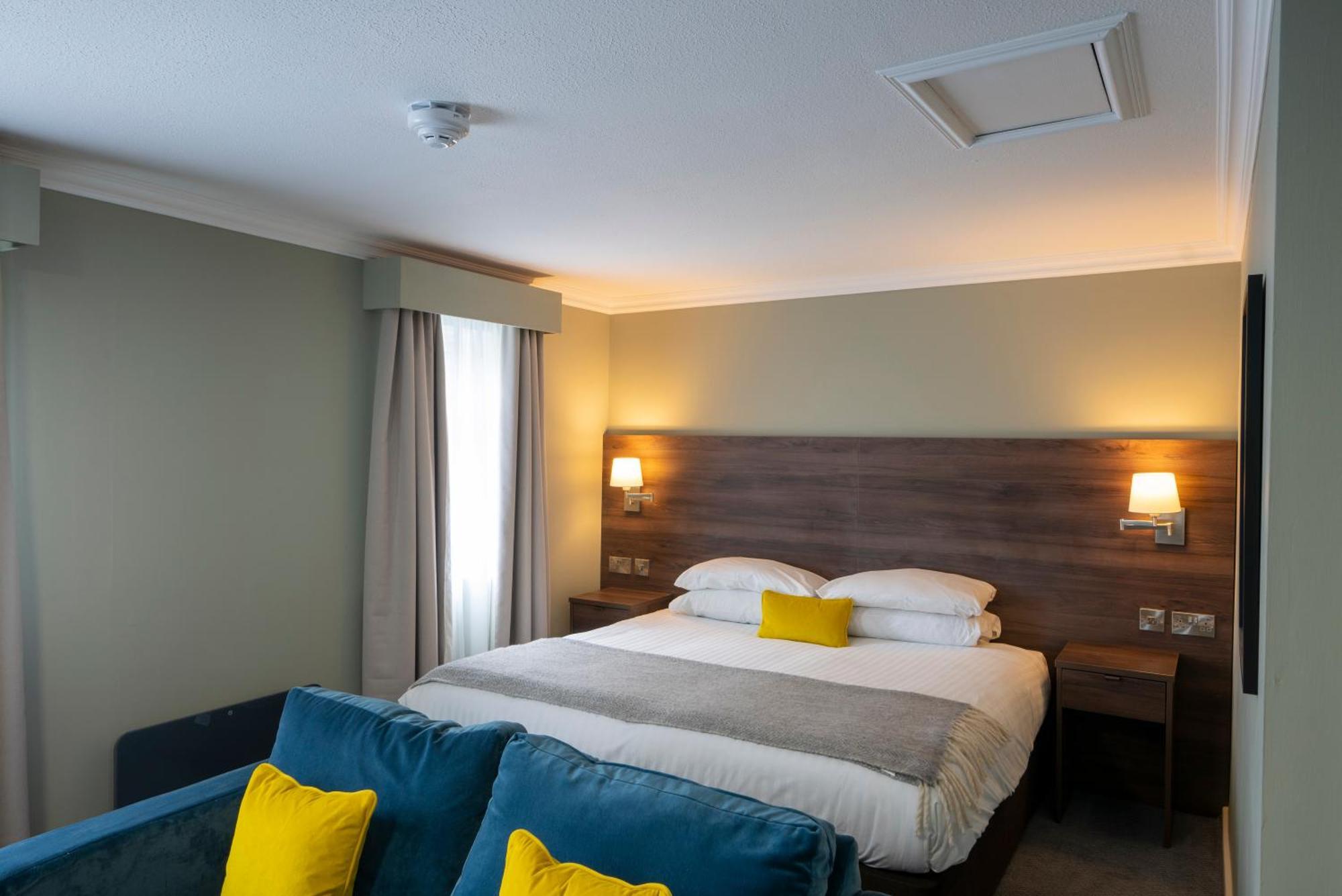 Beaufort Park Hotel Mold Εξωτερικό φωτογραφία
