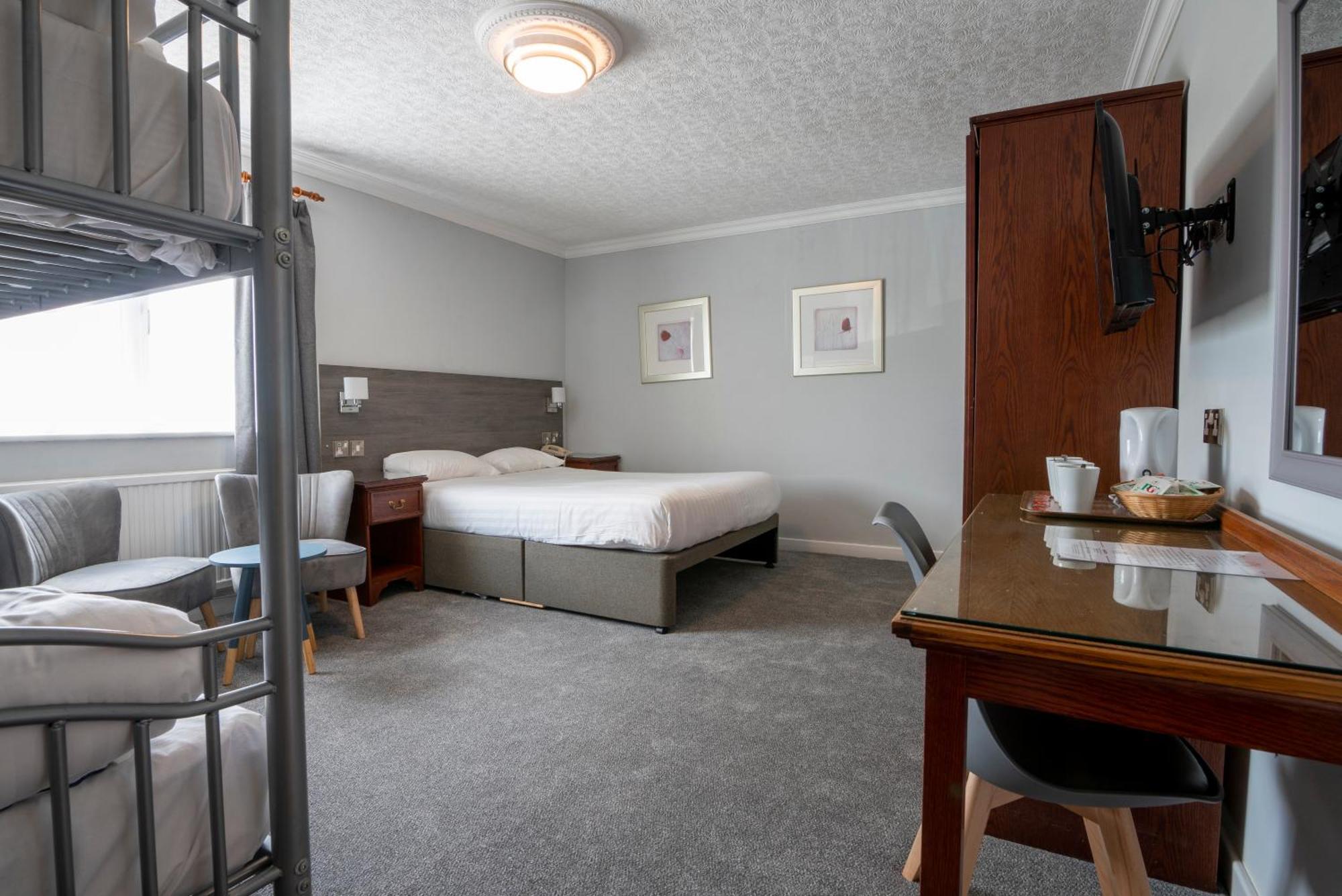 Beaufort Park Hotel Mold Εξωτερικό φωτογραφία