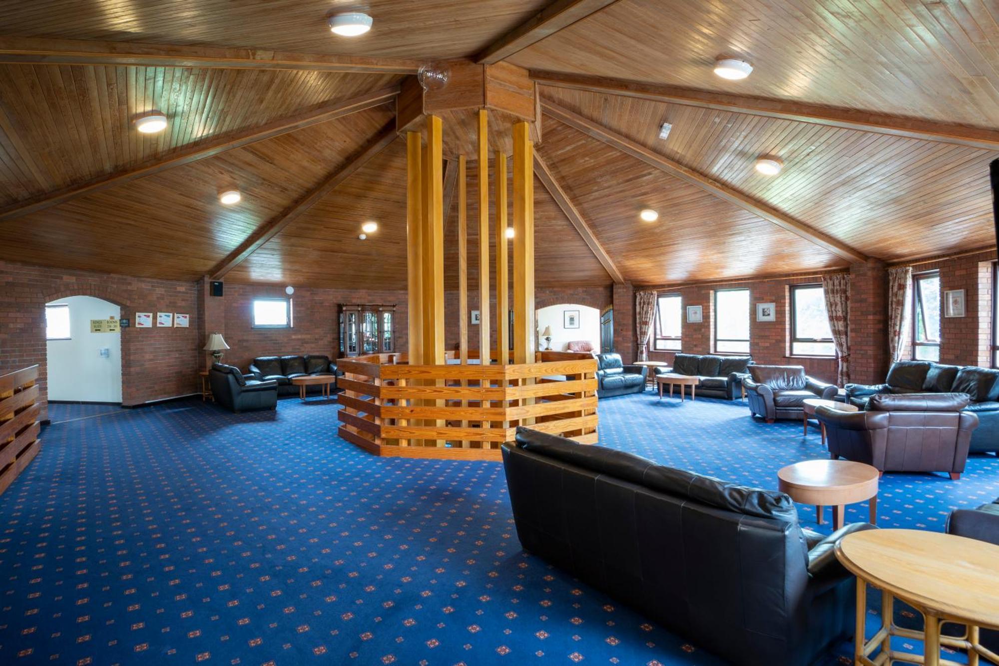 Beaufort Park Hotel Mold Εξωτερικό φωτογραφία