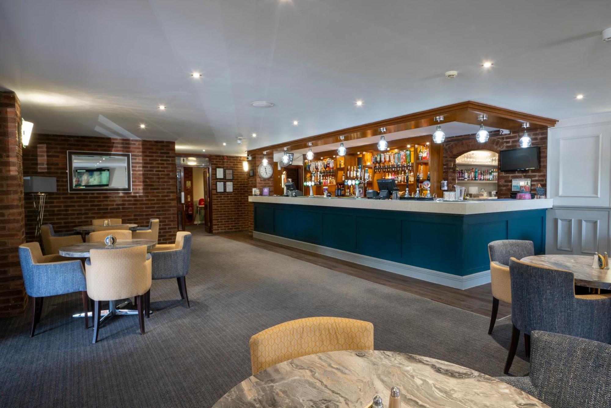 Beaufort Park Hotel Mold Εξωτερικό φωτογραφία