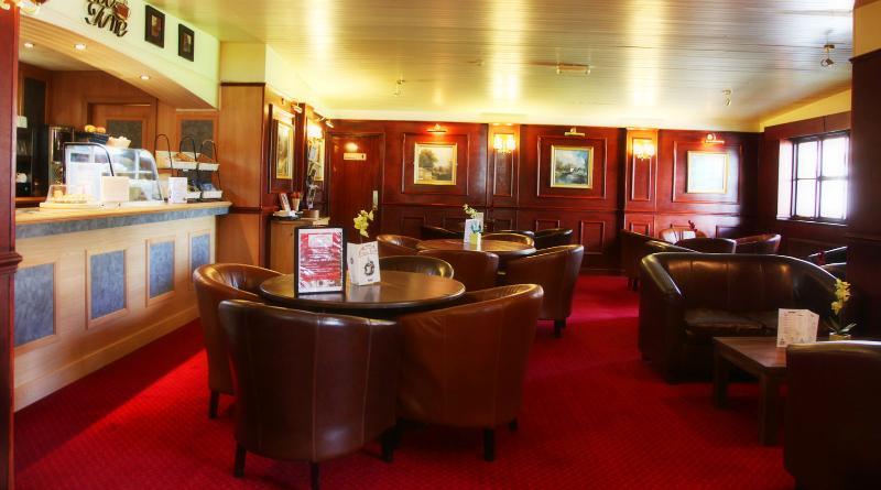 Beaufort Park Hotel Mold Εξωτερικό φωτογραφία